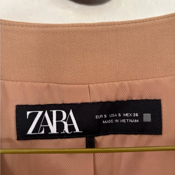 Zara Beige Sleeveless Top - Picture 3 of 3